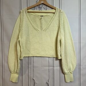 Free sold n/a People Sweater Yellow Women's Size n/a s